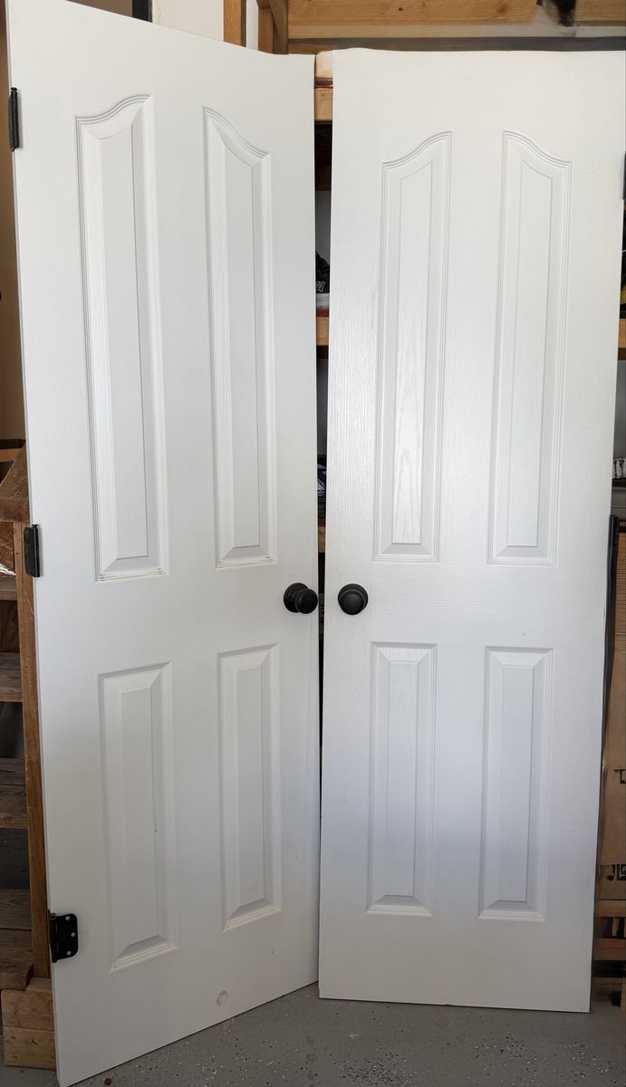 2 Closet Doors