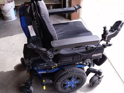 Pride Mobility Quantum Edge 3 Electric Wheelchair with iLevel, Blue - Excellent Condition