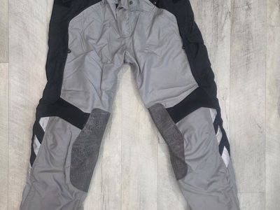BMW Motorrad Rallye Riding Jacket Size 56 and Pants Size 58 with Armor (Size XL)