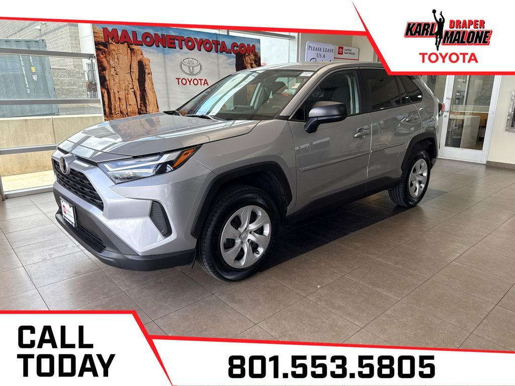 2025 Toyota RAV4 LE