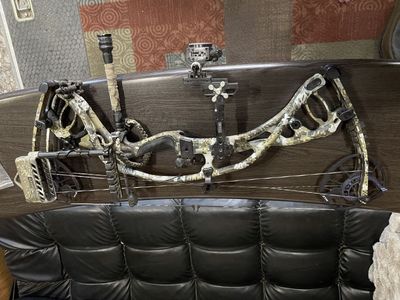 LH Hoyt Carbon RX-4