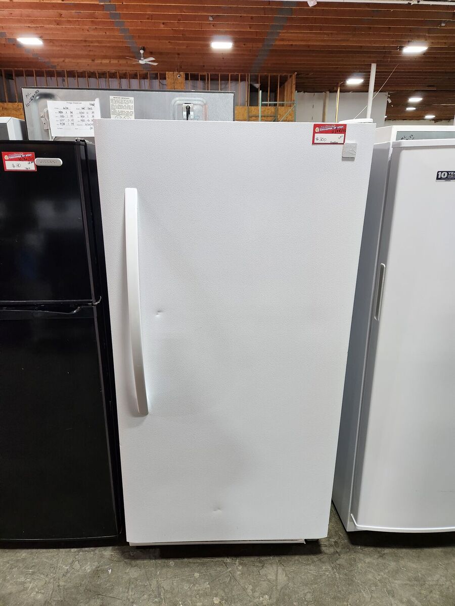 GREAT KENMORE UPRIGHT FROST FREE FREEZER! W-WARRANTY