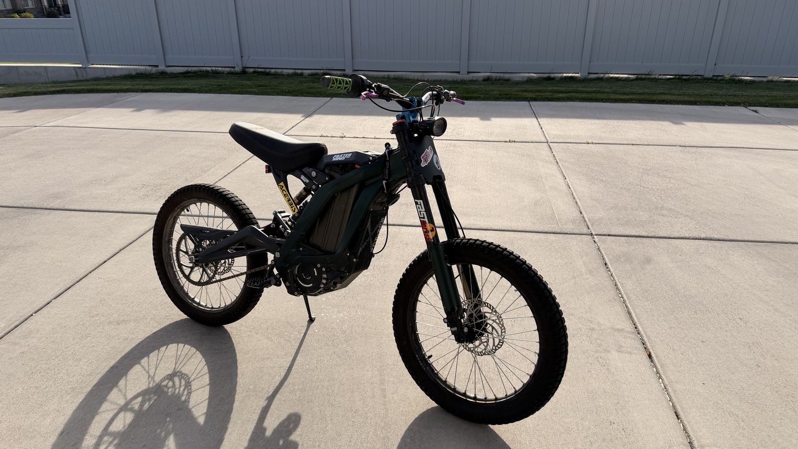 2023 Surron Light Bee X Loaded w/ Upgrades