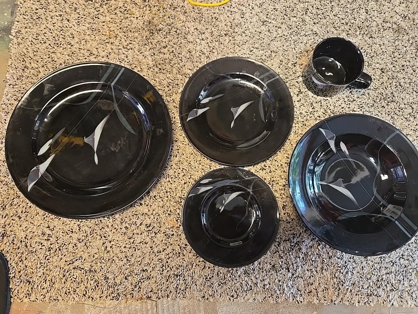 Mikasa Galleria Opus Black Dinnerware Set with Callalily Floral Design - 8 of each dish