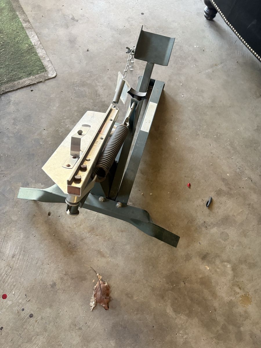 Clay Pigeon Thrower Trap Skeet Shooting Outdoor Target Practice