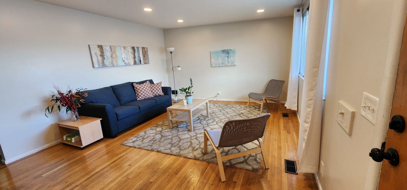 PRIVATE ROOM FOR RENT TO SINGLE PERSON