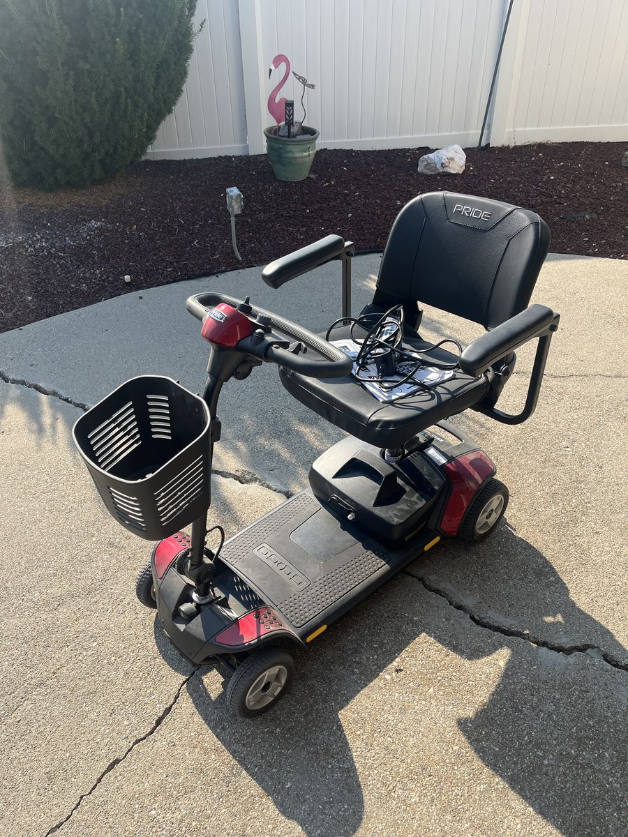 Pride GoGo Mobility Scooter 4 Wheels Electric
