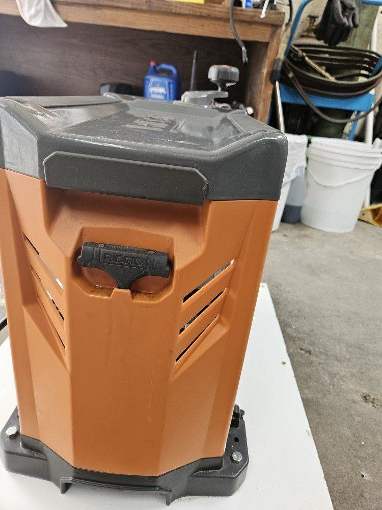 Main image 6