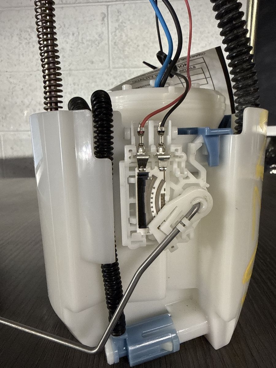 Main image 3