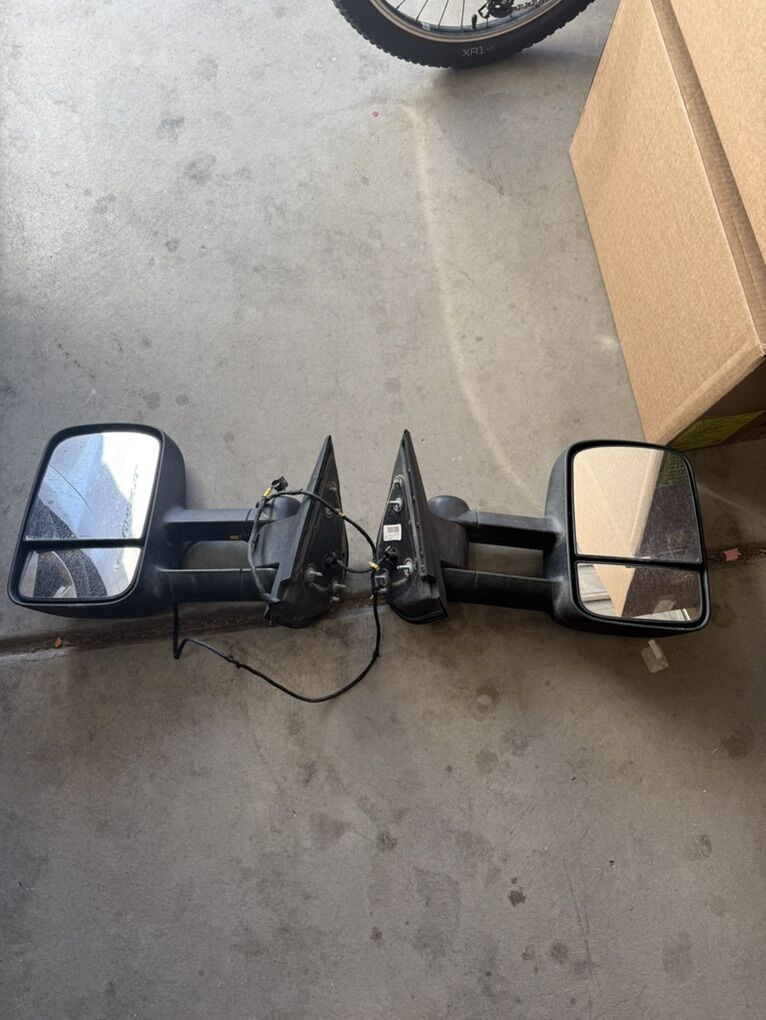 GMC Tow mirrors