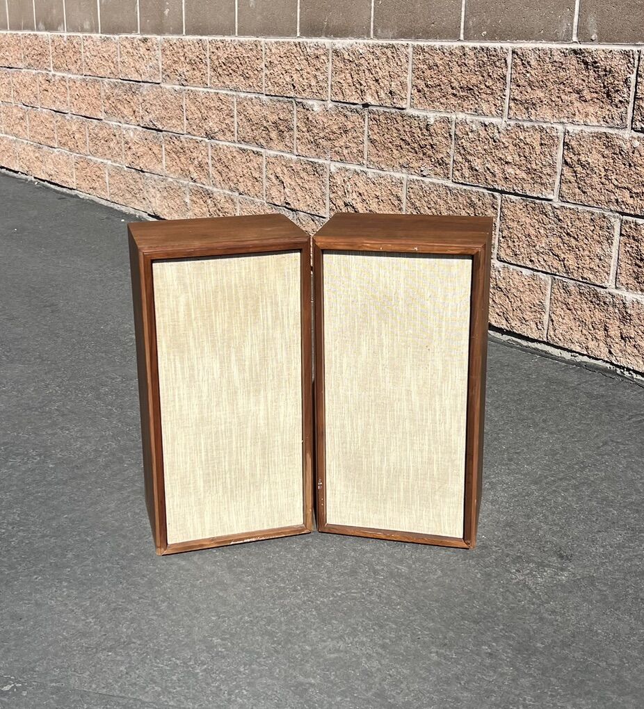 Vintage KLH Model Seventeen 17 2-Way Speakers