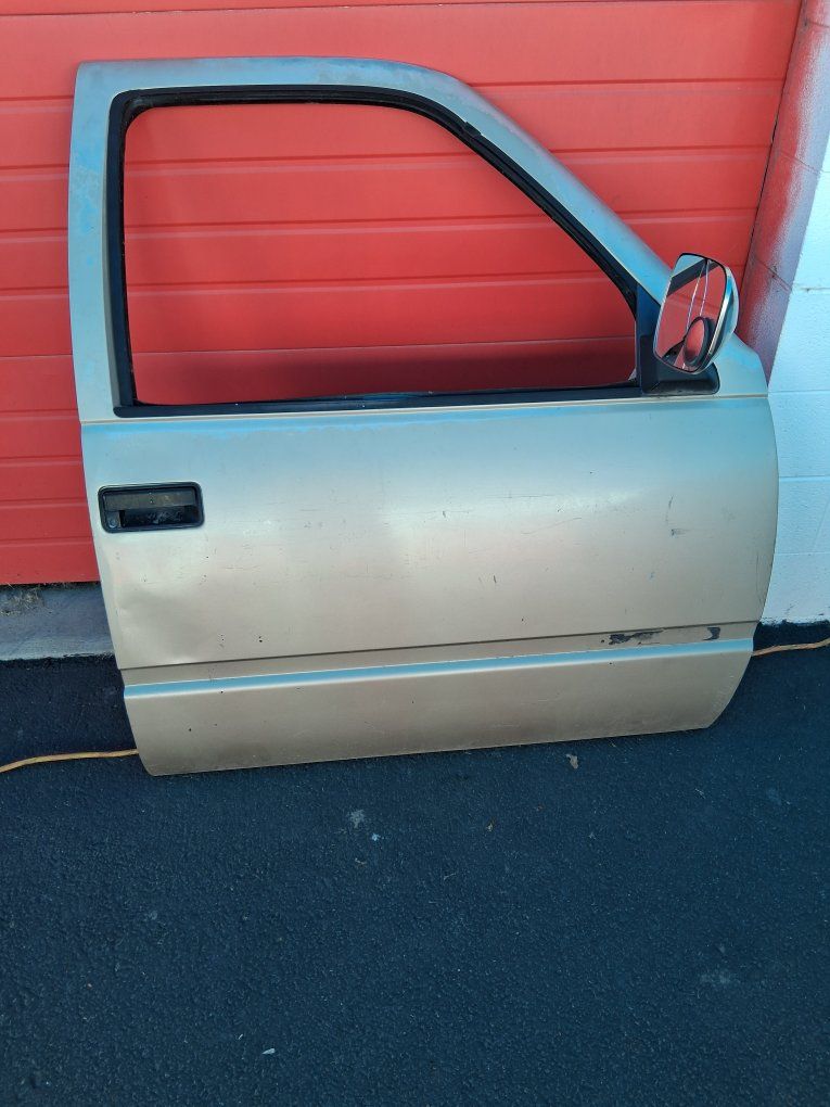 1990 Chevy Truck Door Rust Free Nice!