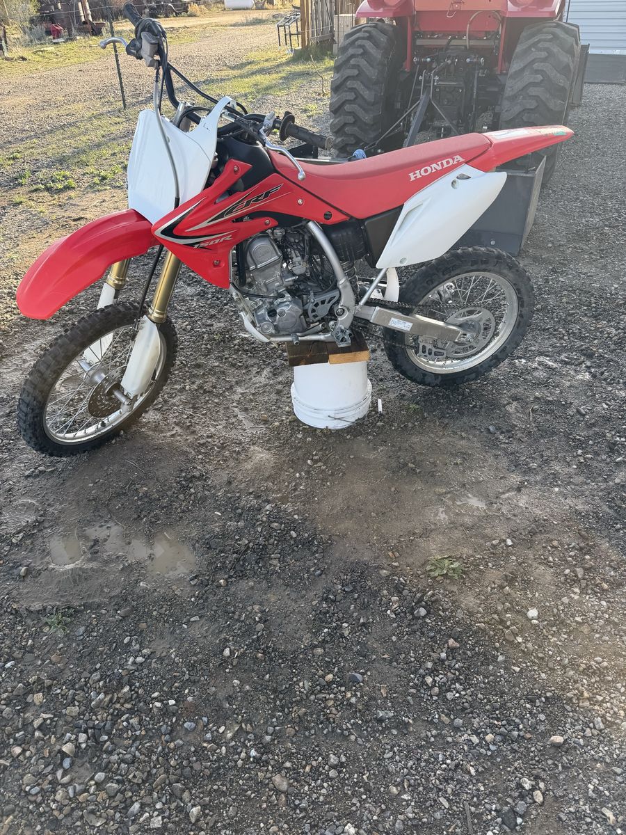 Honda 2015 CRF150R Dirt Bike