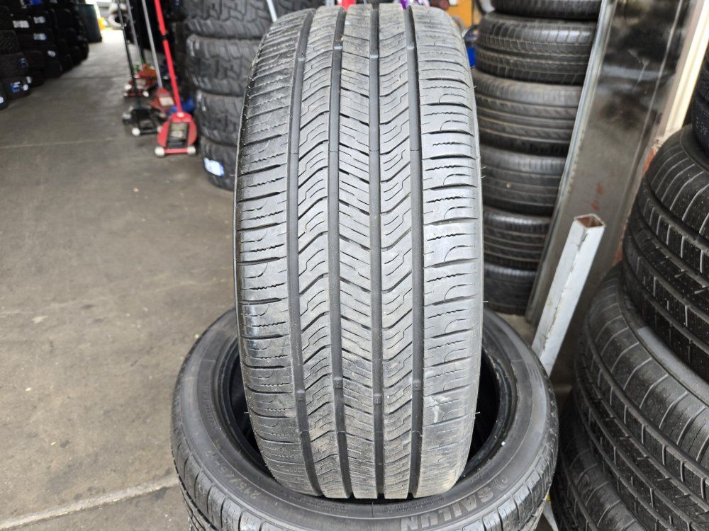 SET 215/45R17 SAILUN ATREZZO SH408