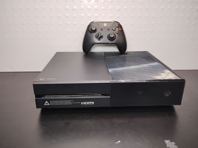 Xbox One Model 1540 1TB Console With Controller