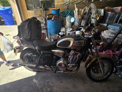 1999 Triumph Thunderbird 900