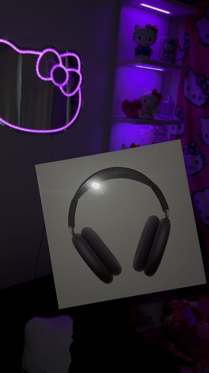 Airpod Max Headphone $250