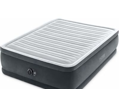 Brand new blowup mattress