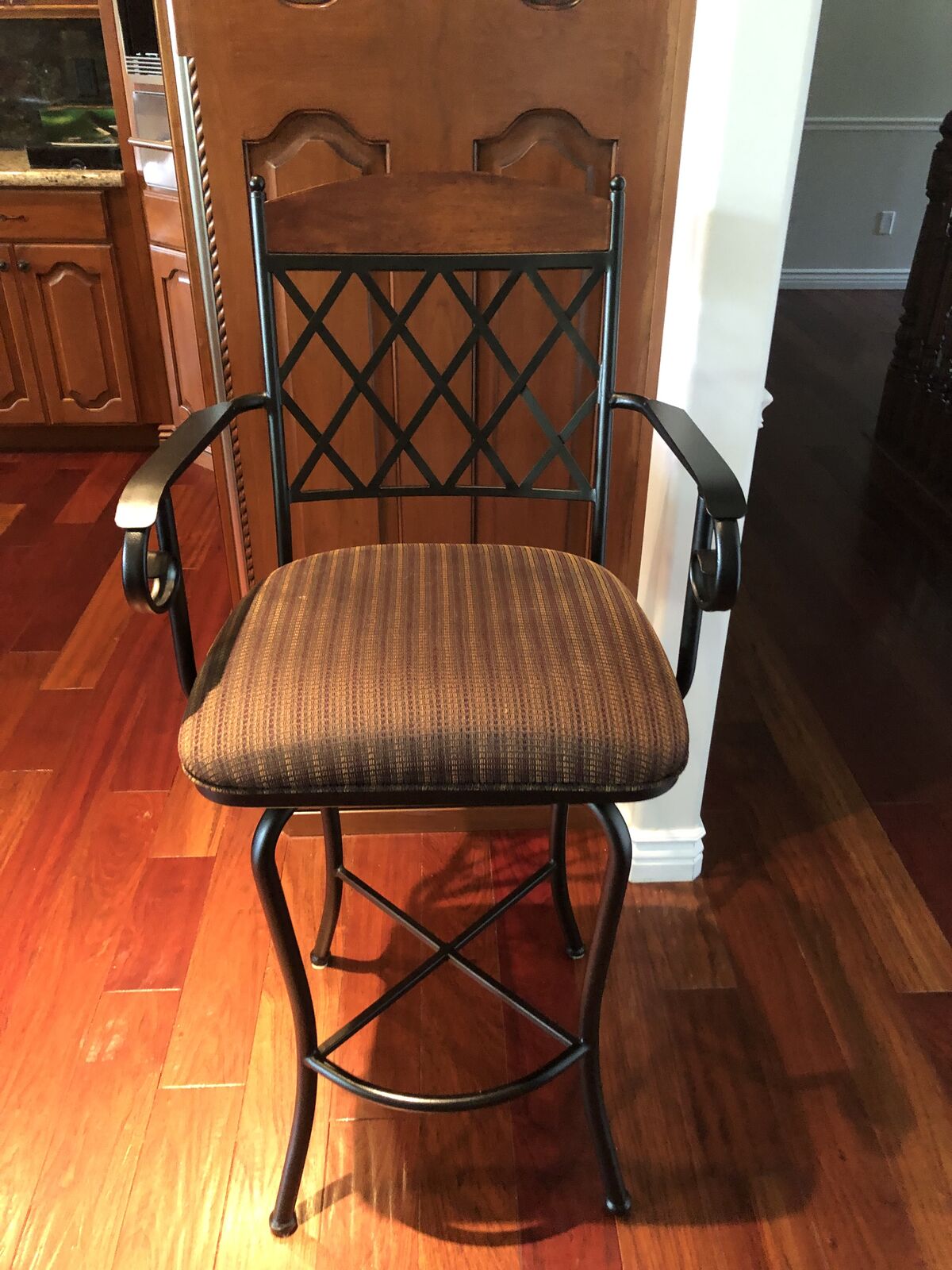 Rod Iron Bar Stool 30"