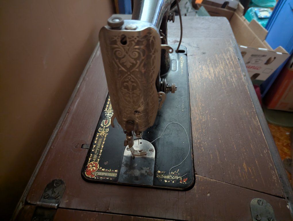 Main image 8