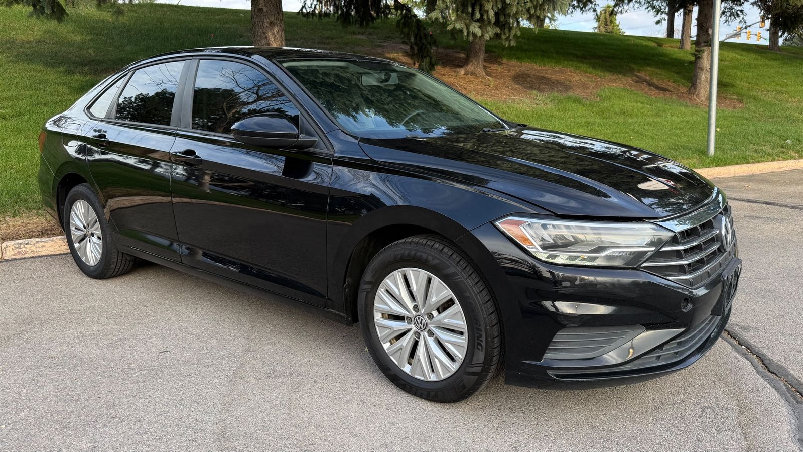 2019 Volkswagen Jetta R-Line