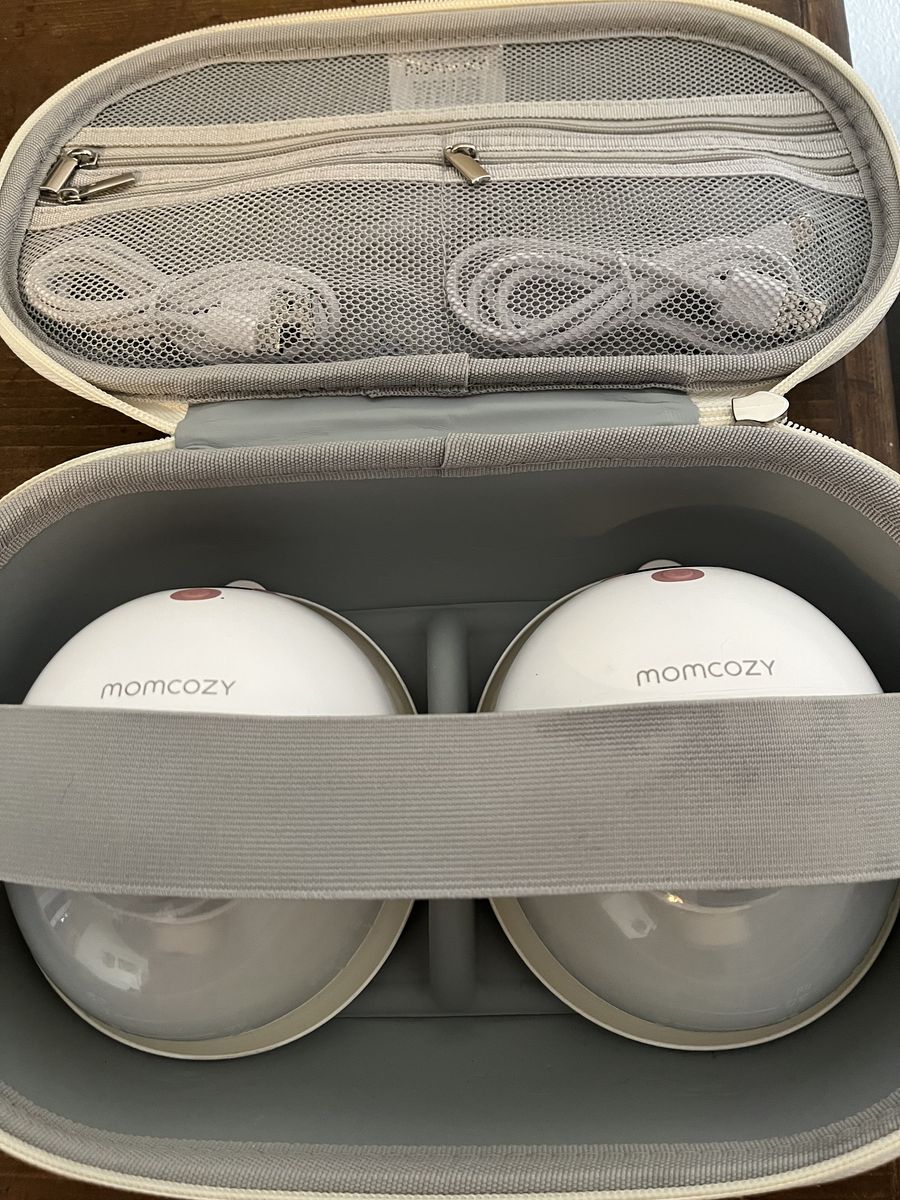 Momcozy Wearable Breast Pump Set with Charging Case - Portable & Convenient