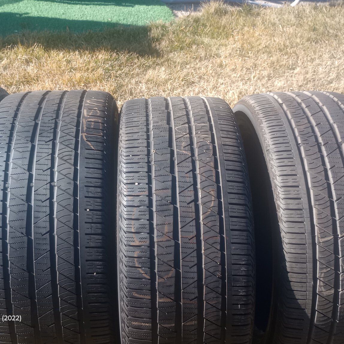 285/40r22 continental set of tires