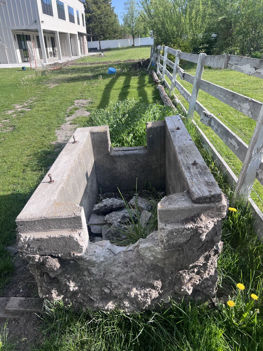 Free concrete basin