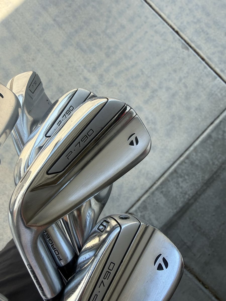 TaylorMade P790 Forged Iron Golf Club Set with Golf Pride Grips & Tour shafts Left Handed!