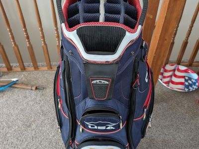 Gently Used Top Quality Golf Bag