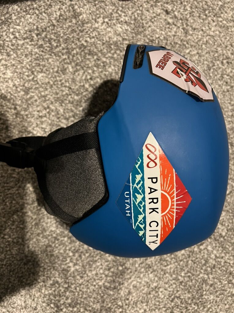 Used Oakley Youth MOD Helmet