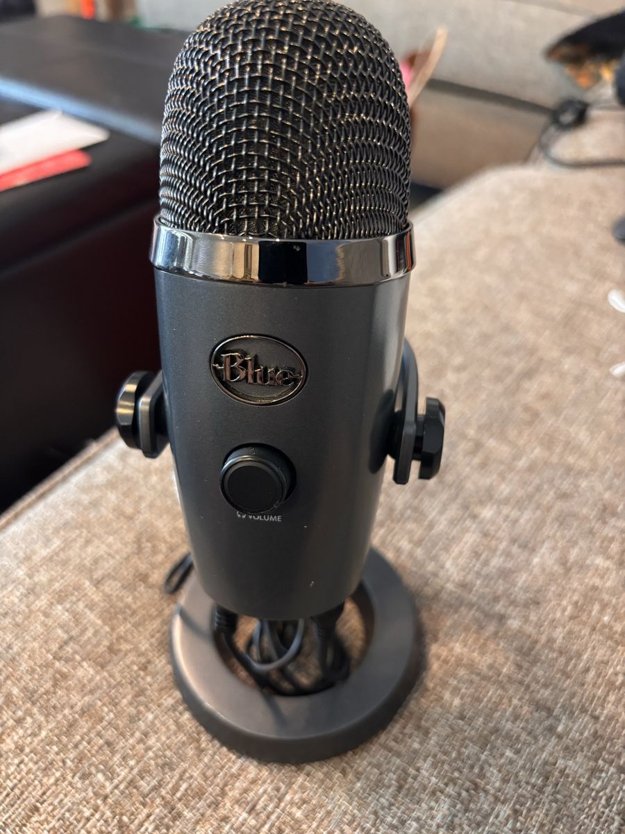 Blue Microphones Yeti Nano Usb CondensorMicrophone