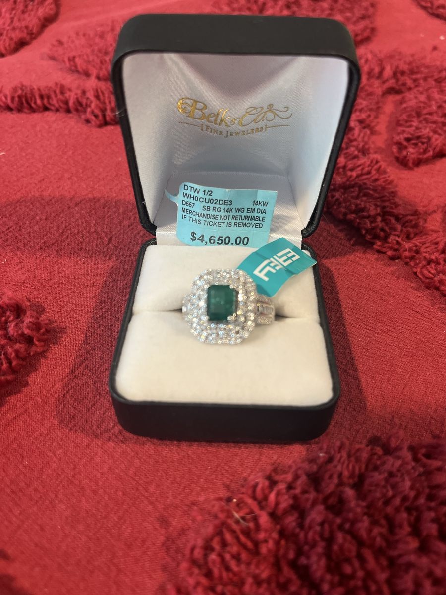 Diamond Halo Emerald Center,EFFY Ring