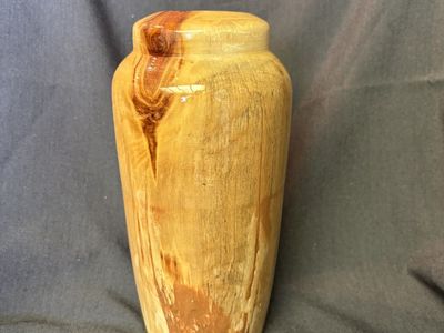 Handcrafted Solid Wood Vase by Big Ard $30 cash/venmo in Draper
