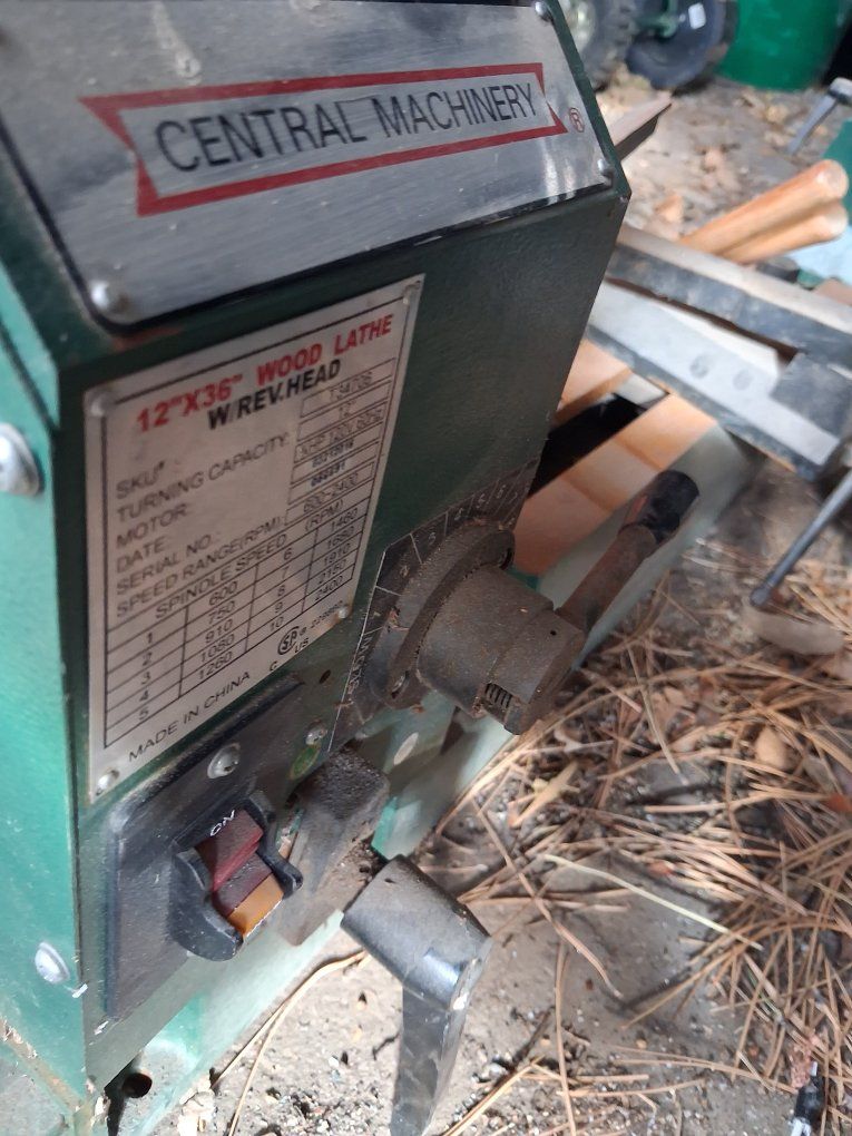 large Central Machinery wood lathe 12"x36"