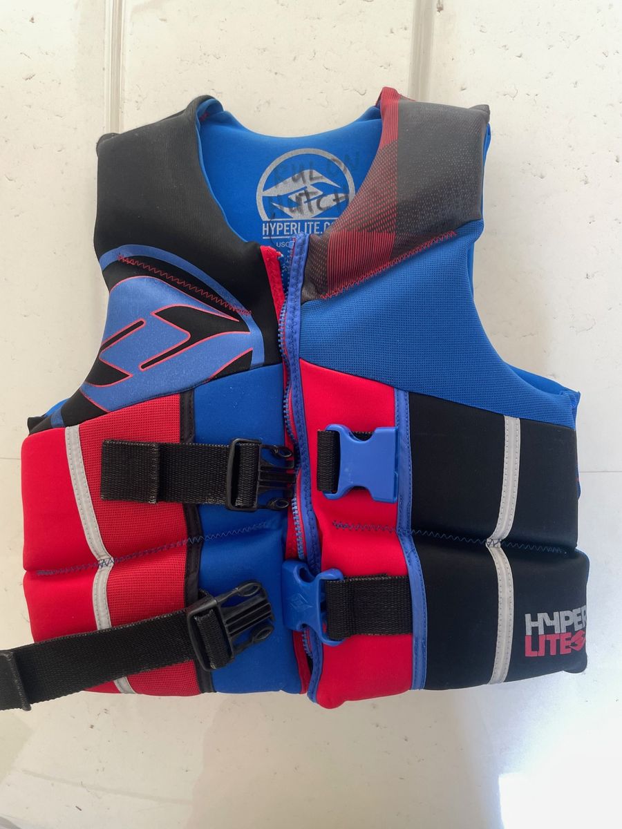 Youth 50 lb to 90 lb Neoprene Life Jacket.  3 Available