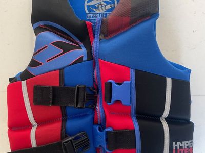 Youth 50 lb to 90 lb Neoprene Life Jacket. 3 Available