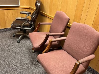 Assorted Used Office Chairs and Armchairs - Multiple Styles Available