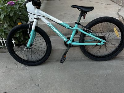 Norco Mirage Kids Bike Teal White 20-Inch Wheel Youth Bicycle. OBO