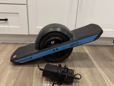 Onewheel Pint X Electric Skateboard - Blue, Charger Included