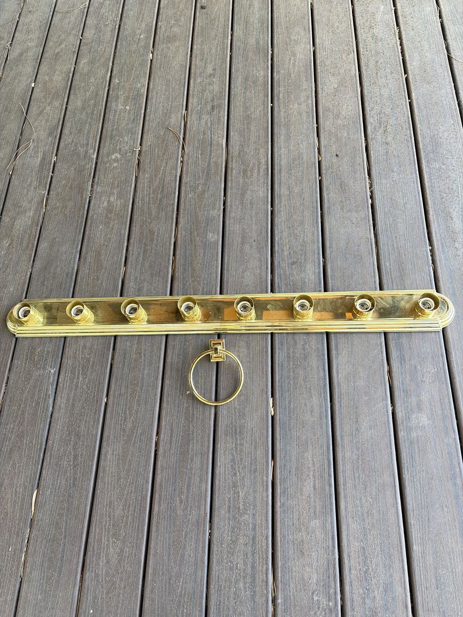 8 Bulb Light Bar And matching Brass Towel Ring