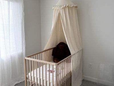 Crib canopy