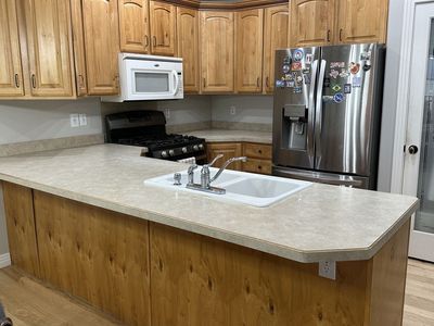 Kitchen Cabinets and Drawers