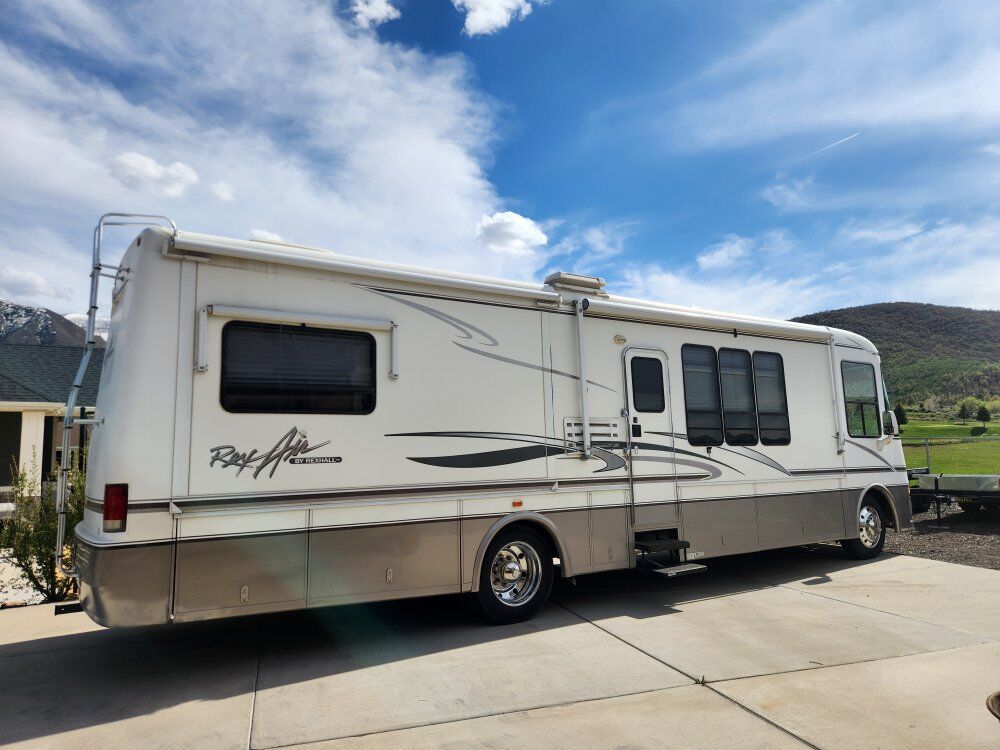 2004 Rexhall Class A 36 ft