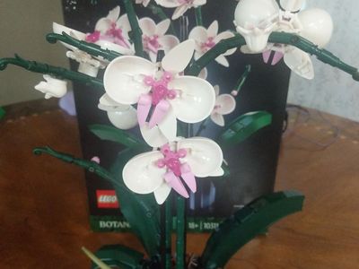 Lego orchid