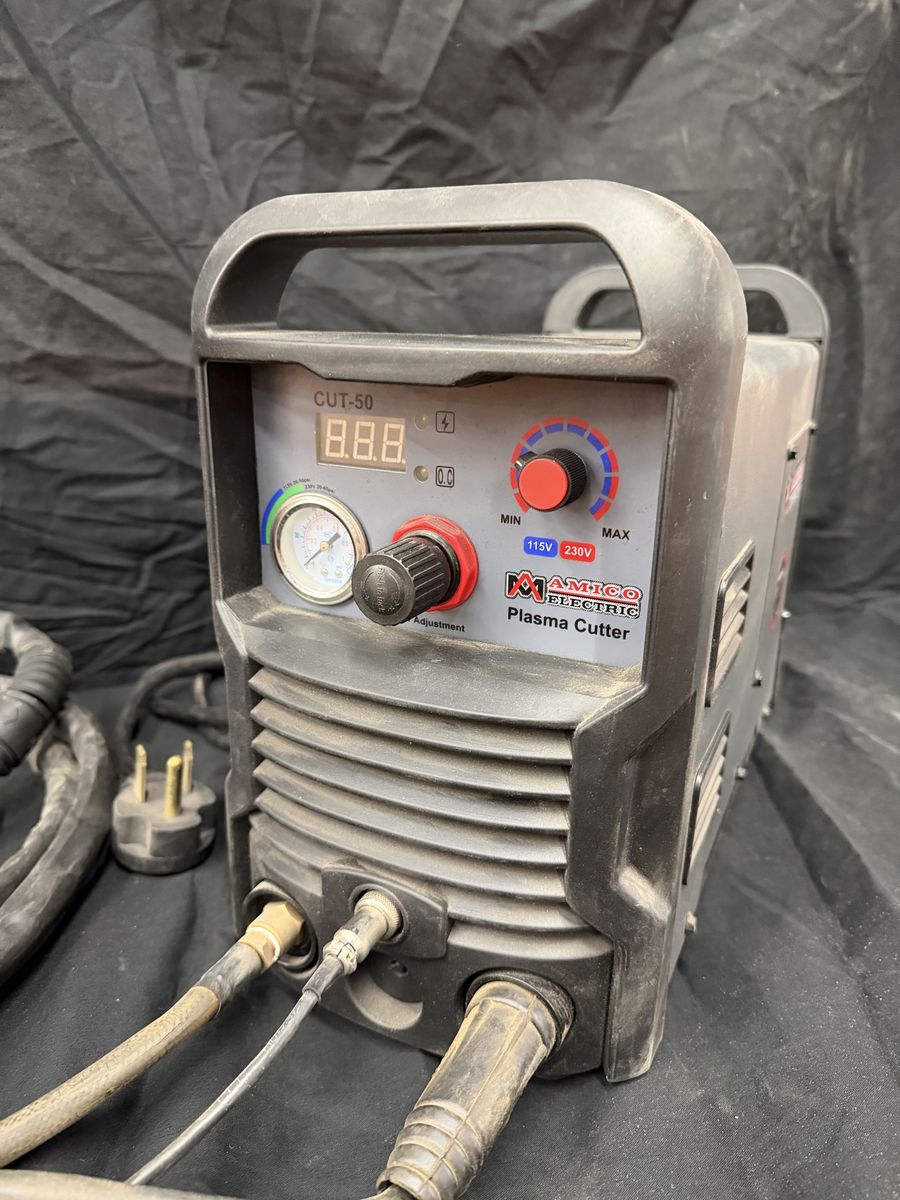 AMTEG ELECTRIC CUT-50 Plasma Cutter - 115V/230V Dual Voltage Machine with Torch & Ground Clamp