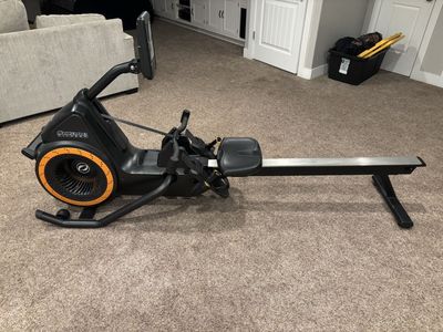 Octane Fitness Rō Commercial Rowing Machine – Excellent Condition