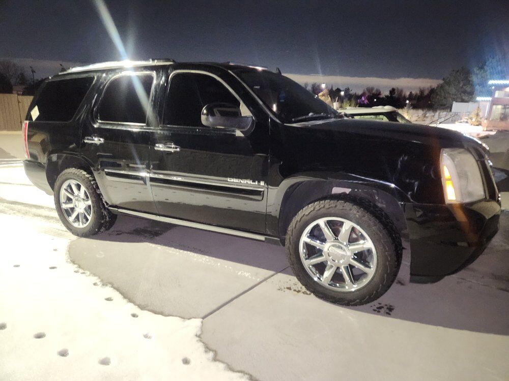 2007 GMC YUKON Denali
