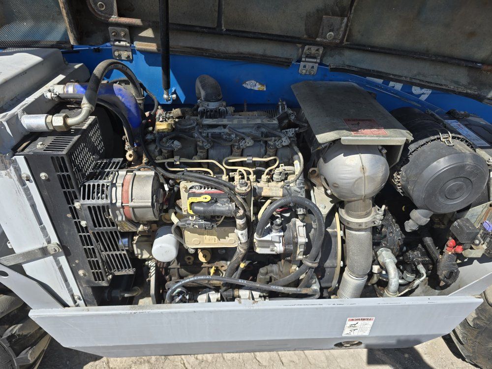 Main image 7