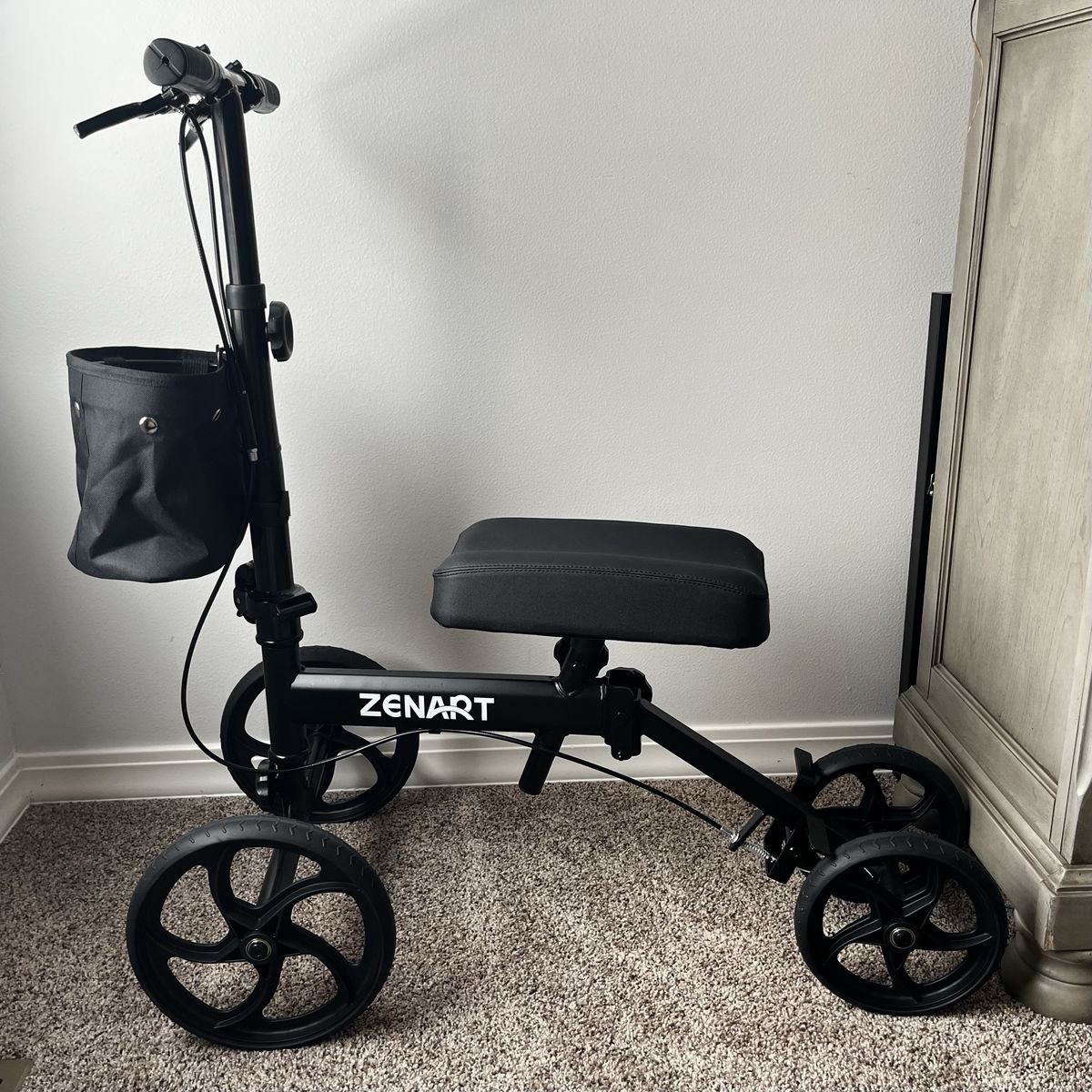 Zenart Foldable Knee Scooter Mobility Walker with Front Storage Basket - Black